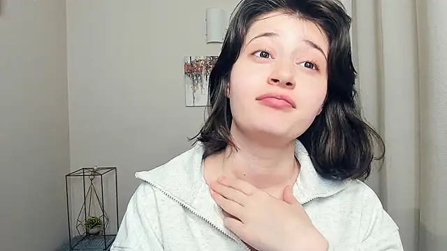Chat XXX ao vivo de LeliaFujimoto