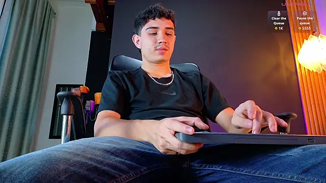 aalejo_gray Pertunjukan Webcam
