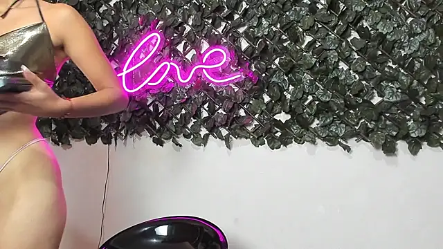 Chatroom XXX en direct de _Victoria_Jones_