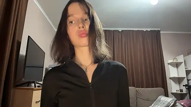 mivique Webcamshow