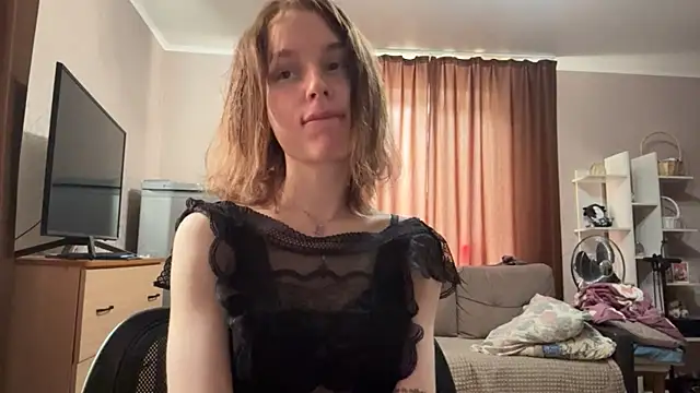 mivique's Live XXX Chat