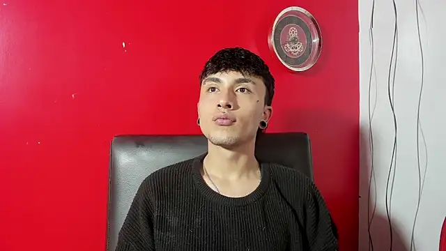 Show de Kayn_333 na webcam