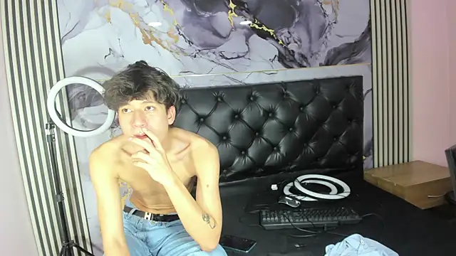 Damian_saint's Webcam Show