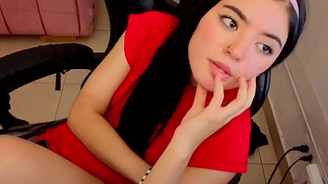 Chat XXX en directo de vaneloppe_t_