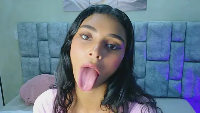 ChanellSin's Live XXX Chat
