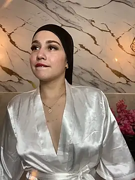 แชท XXX สดของ Sahaara