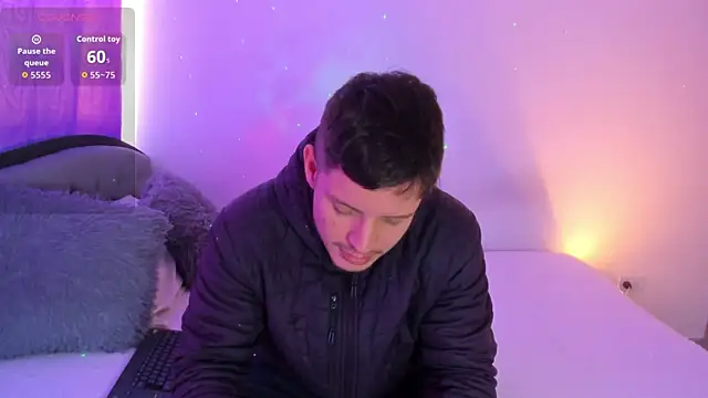johnycooper08's Webcam Show