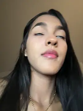 Show Webcam de mia_honeyy_