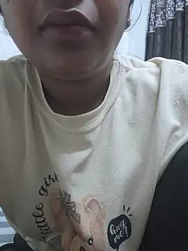 Show de jaanvisharmaaa na webcam