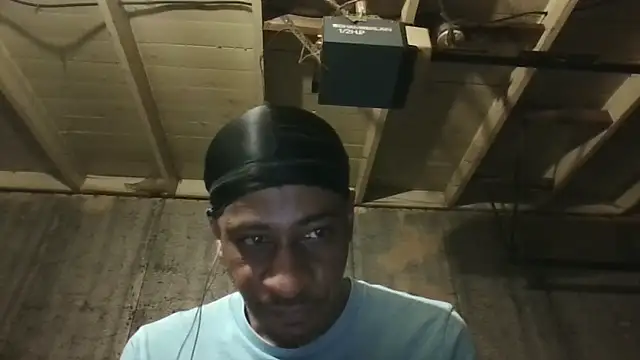 Leo99842's Webcam Show