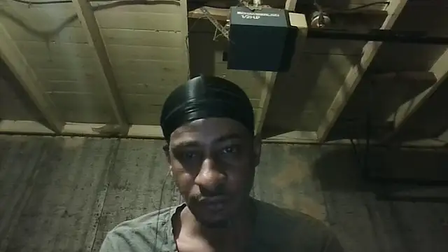 Leo99842's Webcam Show