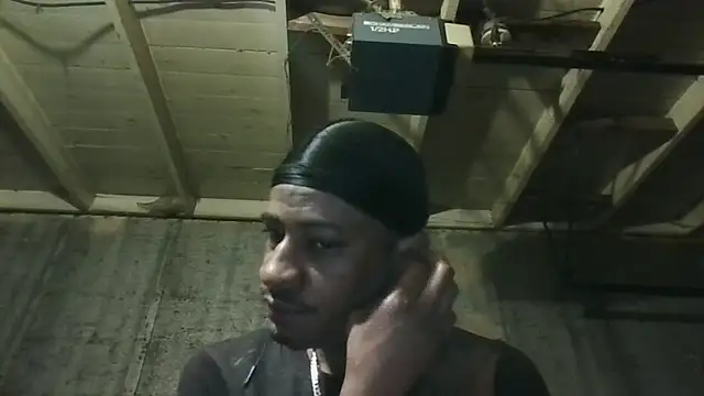 Leo99842 – webcam-show