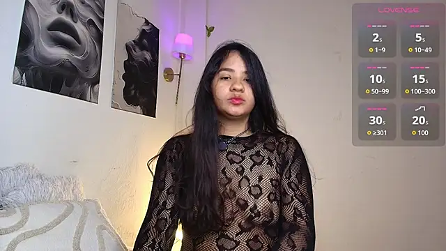 thepeach_ Adlı Modelin Canlı XXX Sohbeti