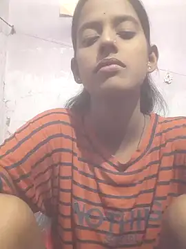 Saloni-Tyagi Show in webcam