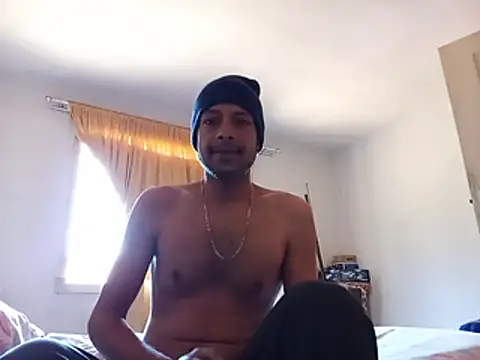 hornyman69123 Webcam Show