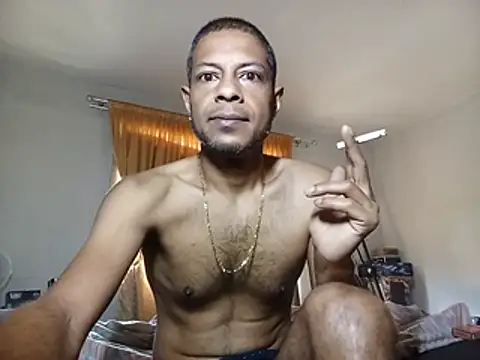 hornyman69123 Webcam show