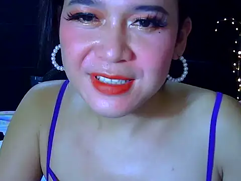 alluringlady07 网络视讯表演