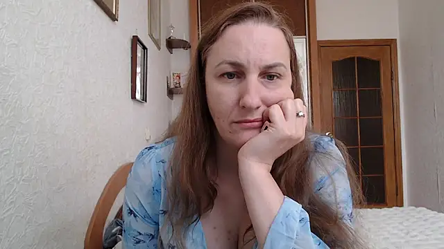 Yevgeshka-Milashka Webcam-Show