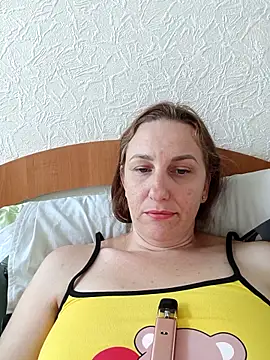 Yevgeshka-Milashka Chat XXX in diretta