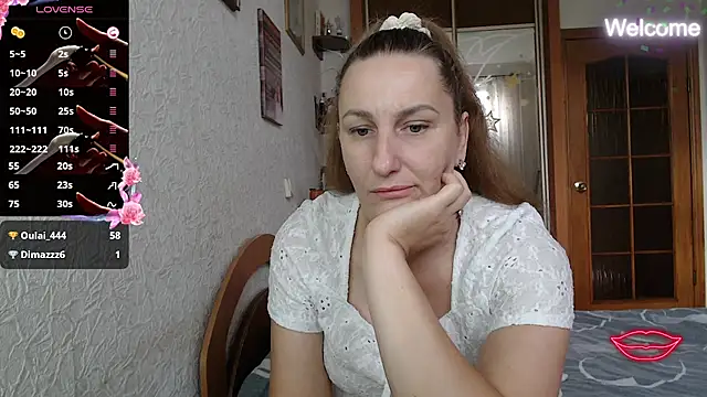 Živý XXX chat Yevgeshka-Milashka