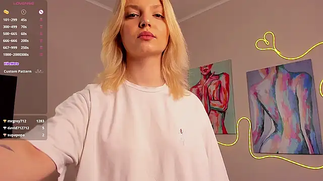 Maddie_D_Cloud webcam show