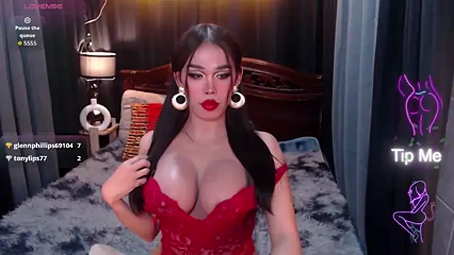 SluttyFilthyAlexa Show in webcam