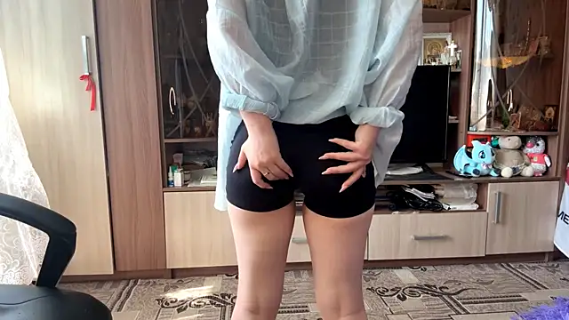 Show modela TaIliedGuest na web-kameri