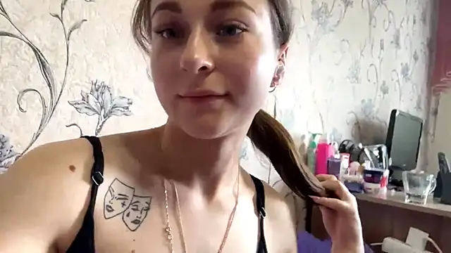 TaIliedGuestn Webbikameraesitys