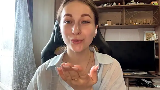 TaIliedGuest webcam show