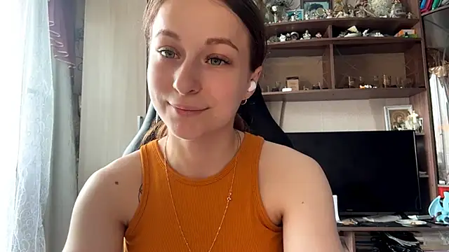 TaIliedGuest live XXX chat