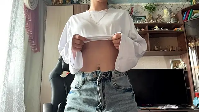 TaIliedGuest's Live XXX Chat