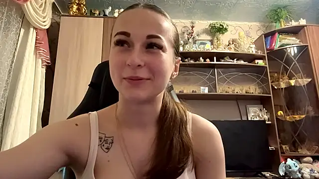 Chat XXX en directo de TaIliedGuest