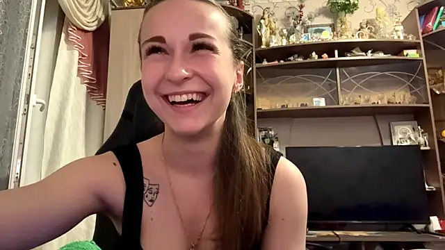 Онлайн чат XXX TaIliedGuest
