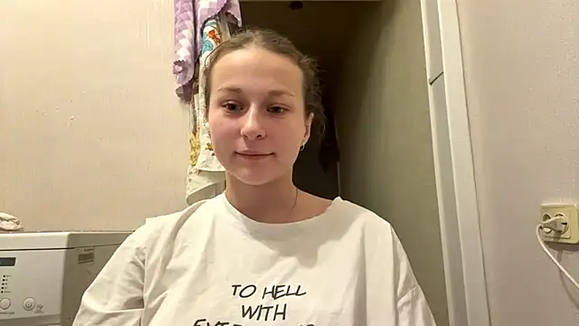 TaIliedGuest Chat XXX live