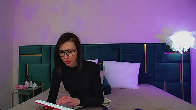 KaylaMous' Webcam Show