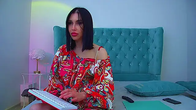 KaylaMous Chat XXX in diretta