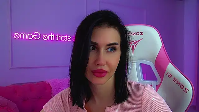 Chat XXX en directo de KaylaMous
