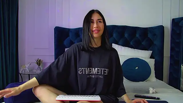 KaylaMous Adlı Modelin Web Kamerası Şovu