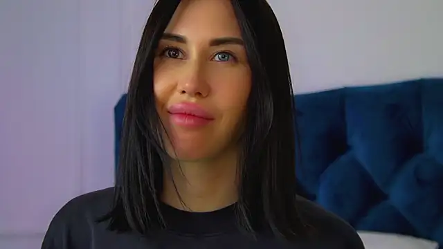 KaylaMousn Webbikameraesitys