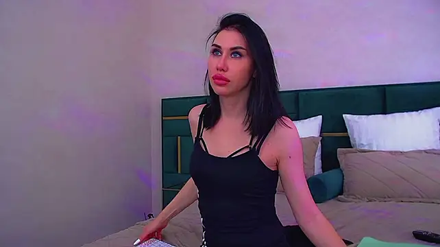 KaylaMous' Live XXX Chat