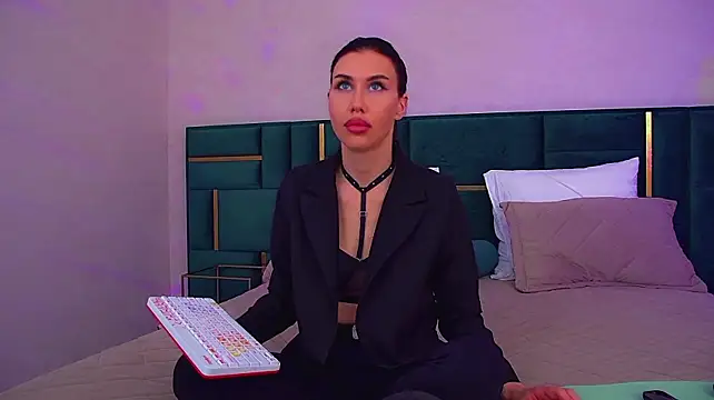 KaylaMous – Naživo XXX chat