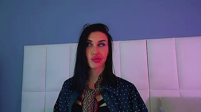 KaylaMousn Webbikameraesitys