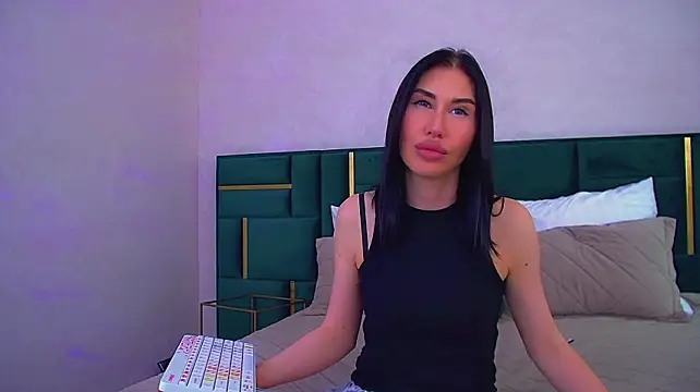 Chatroom XXX en direct de KaylaMous