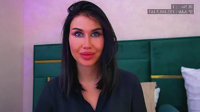 KaylaMous' Live XXX Chat