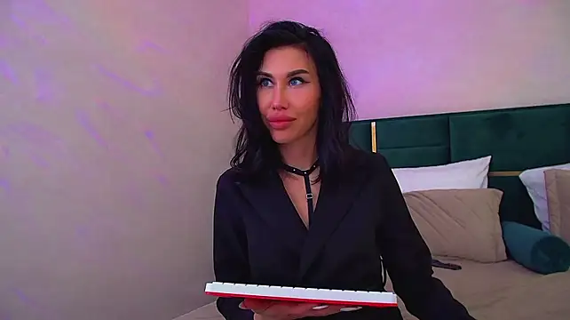 KaylaMous' Webcam Show