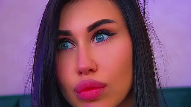 KaylaMous Chat XXX in diretta