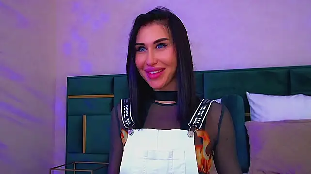 KaylaMous 在線直播表演