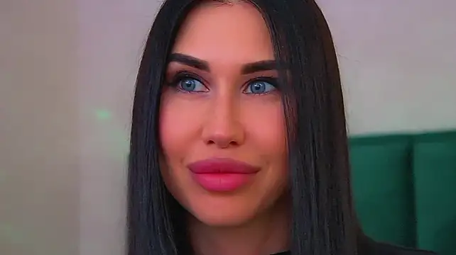 Chat XXX en directo de KaylaMous