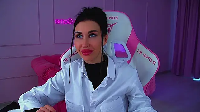 KaylaMousn Webbikameraesitys
