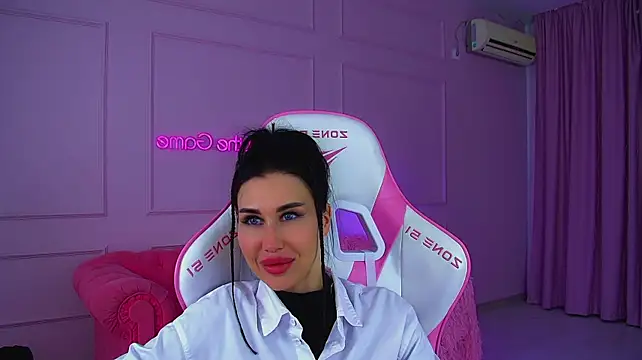 KaylaMous' Live XXX Chat